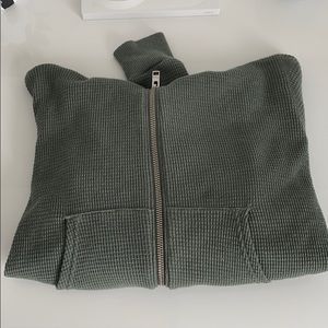 TNA ARITZIA CROPPED GREEN WAFFLE ZIP UP